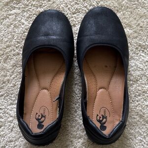 GC Shoes Black Women's Flats